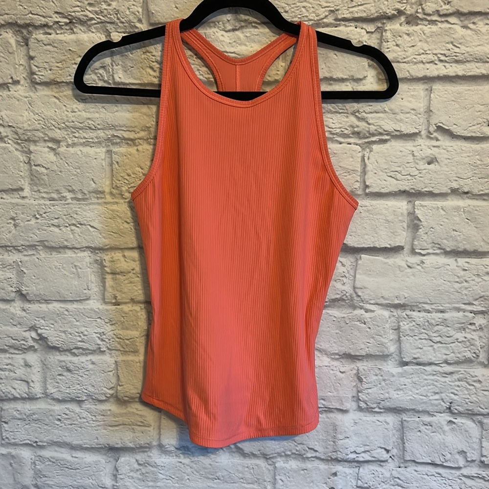 Lululemon base pace tank size 6 Coral